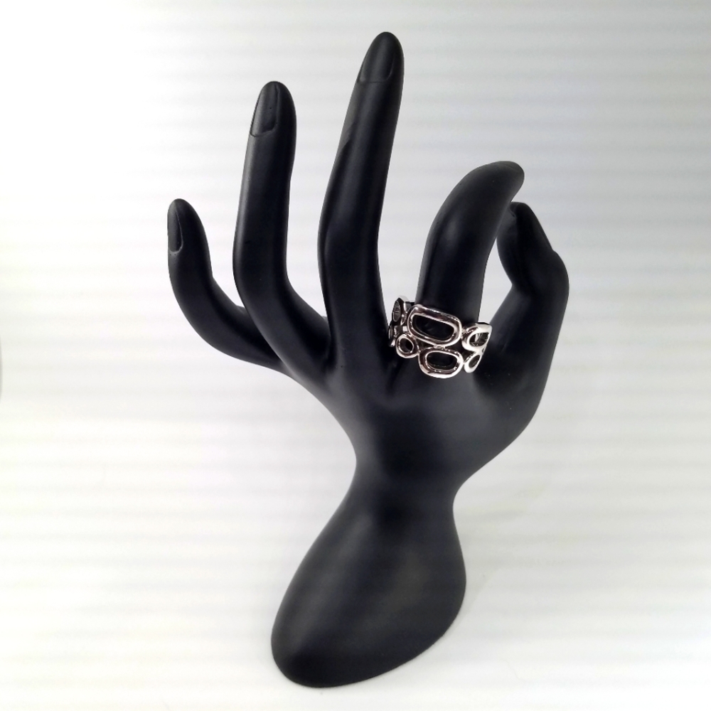 Lia Sophia 'Structure' Silver tone Ring - Picture 3 of 7